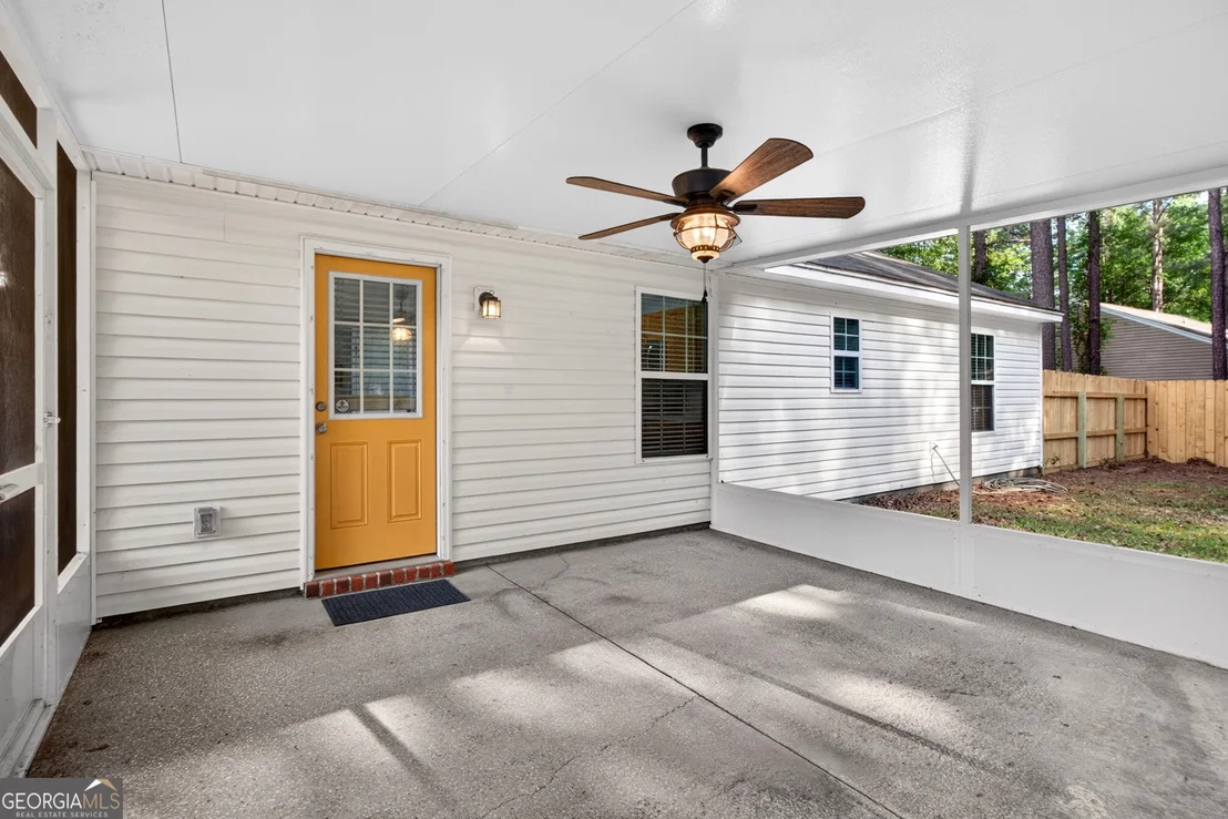 Photo of 410 Shadowbrook Circle