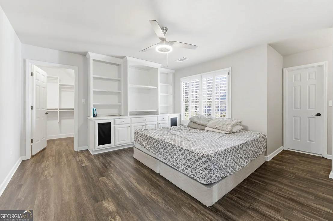 Photo of 3866 Sidestreet