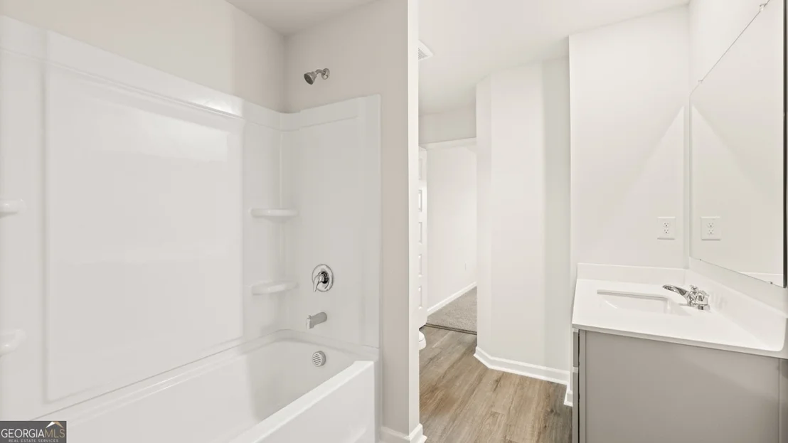 Photo of 497 Abbott Road