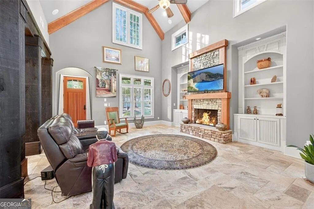 Photo of 5829 Swinging Gate Road