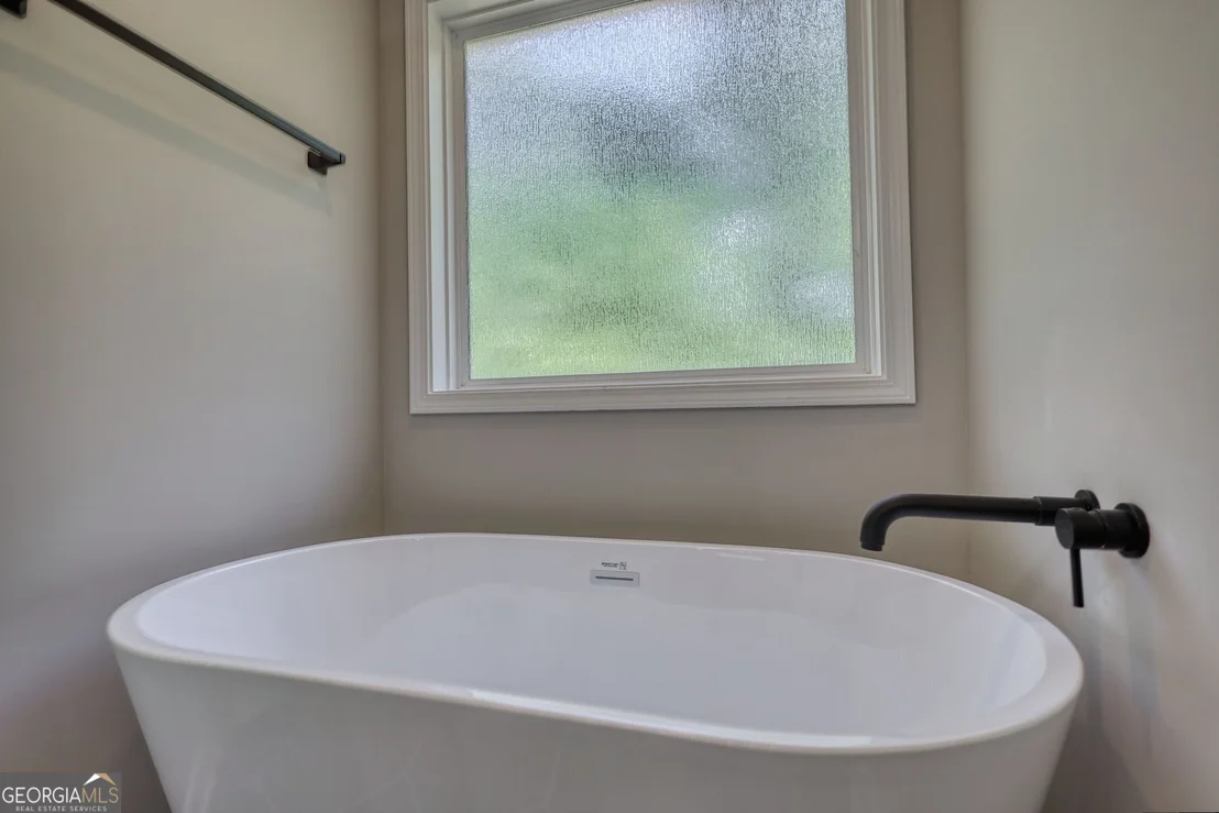 Photo of 854 Hawk Creek Trail