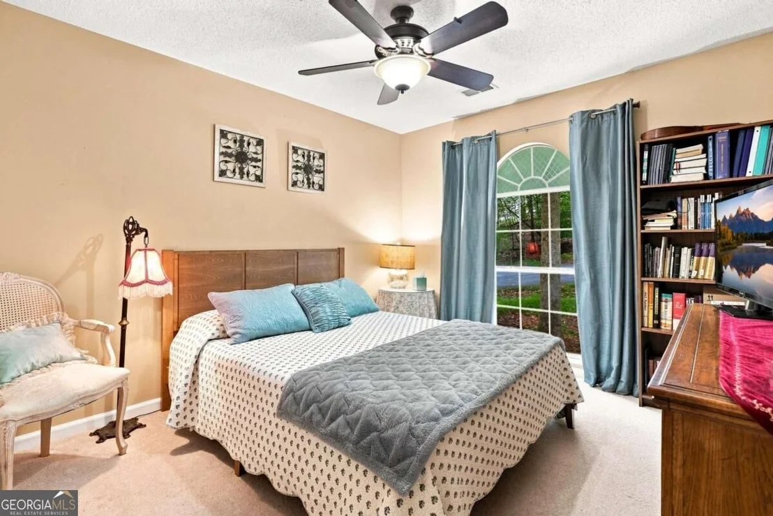 Photo of 177 Pinebrook Drive