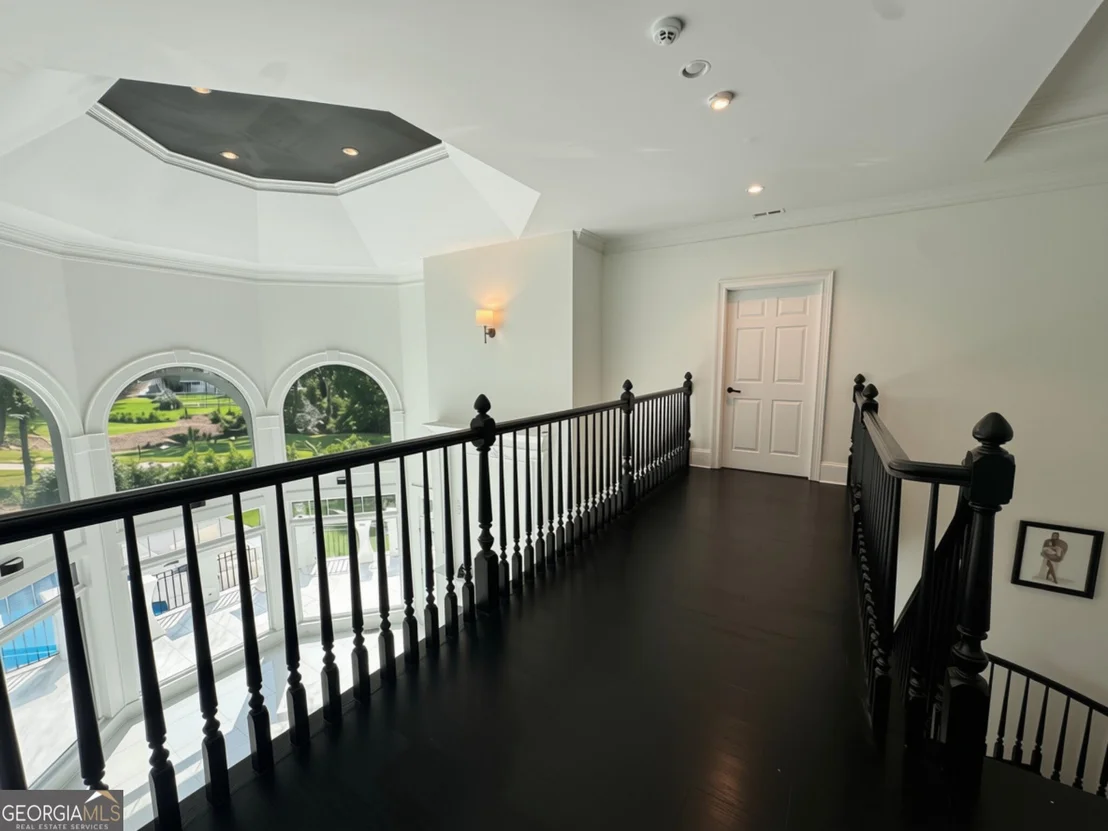 Photo of 302 Shadow Glen
