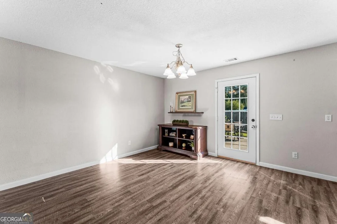 Photo of 424 Flint Drive