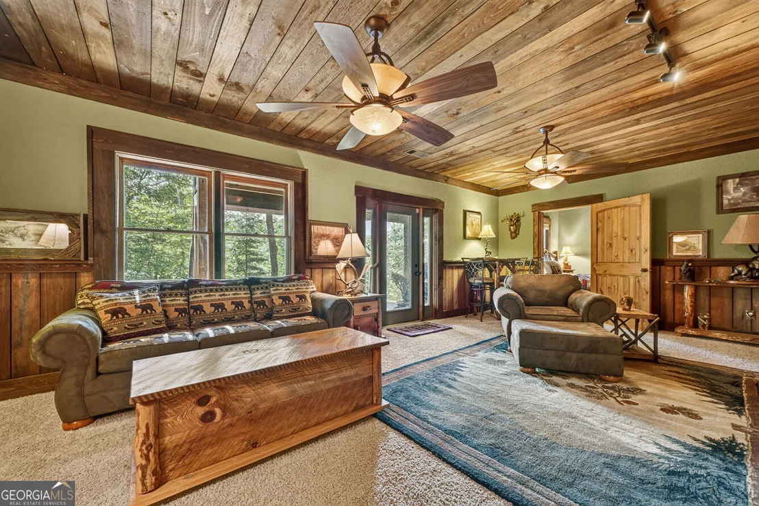 Photo of 330 Seneca Drive
