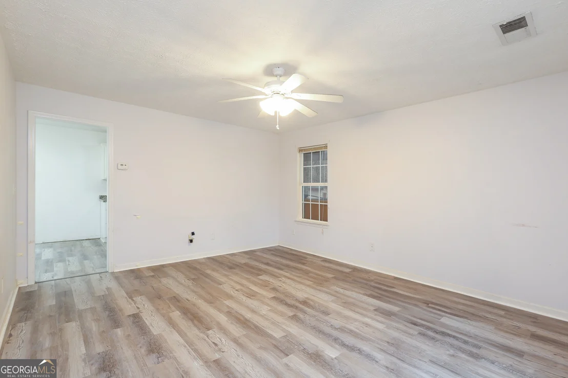 Photo of 43 Warner Road