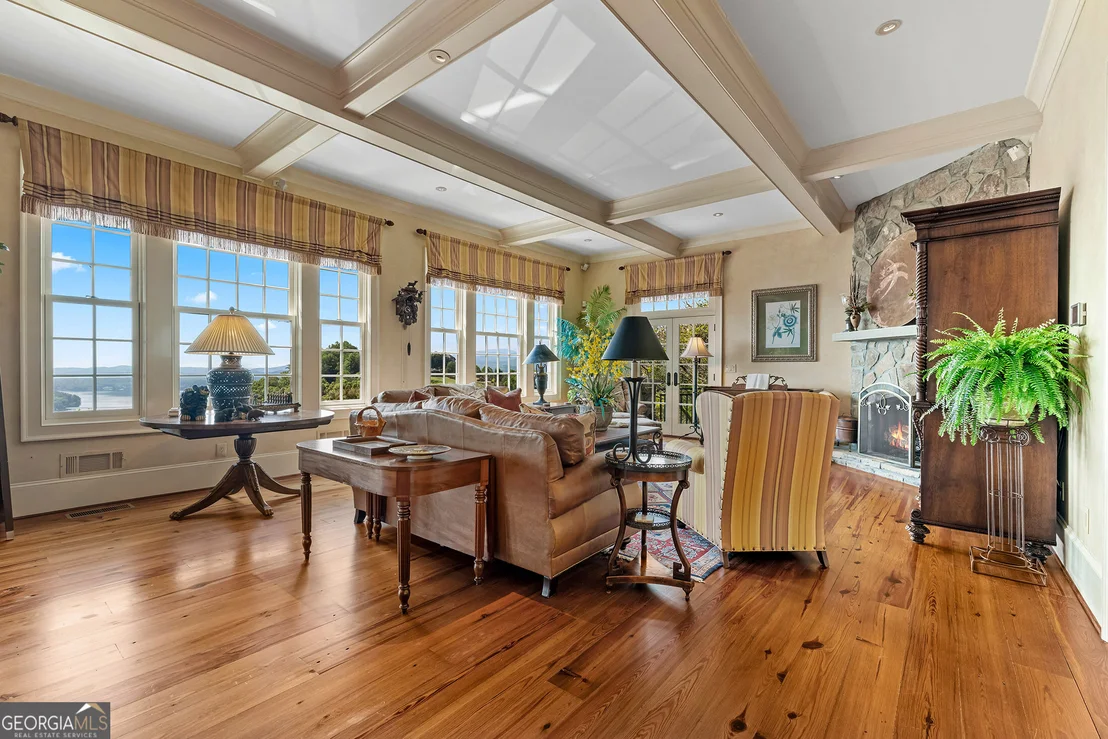 Photo of 630 Waterfall Drive
