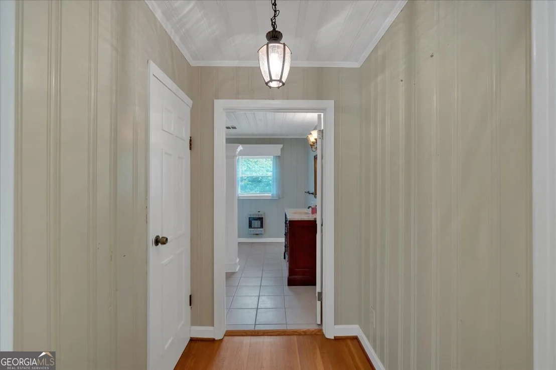 Photo of 107 Lakeview Drive
