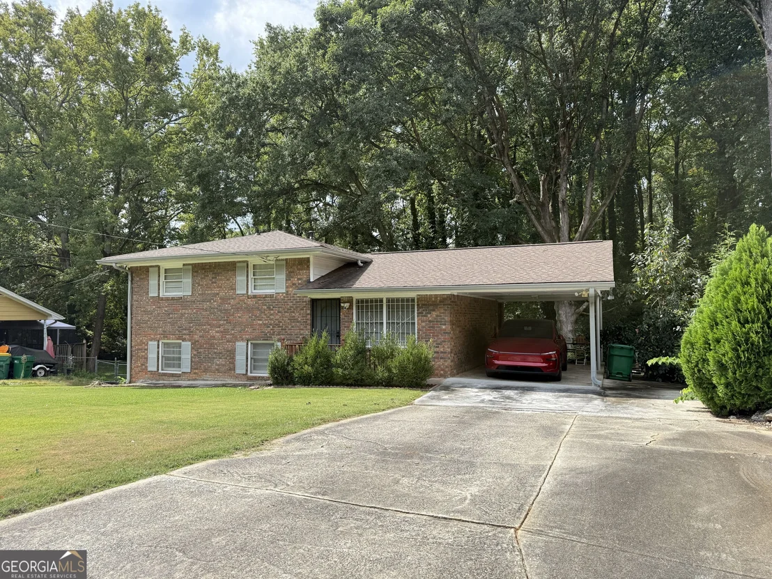 Photo of 5941 Pinecreek Road