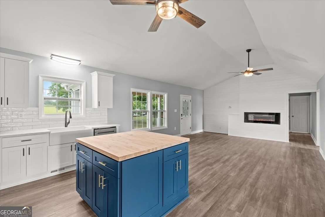 Photo of 605 County Road 462