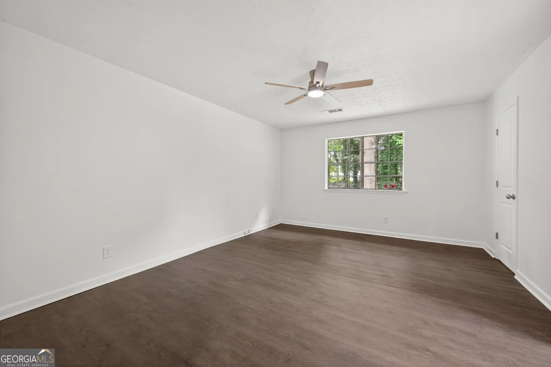 Photo of 1903 Old Concord Drive SE