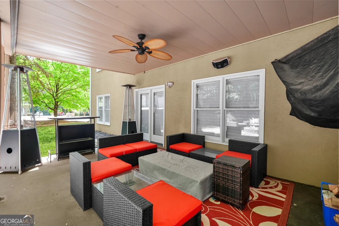 Photo of 990 Autumn Close