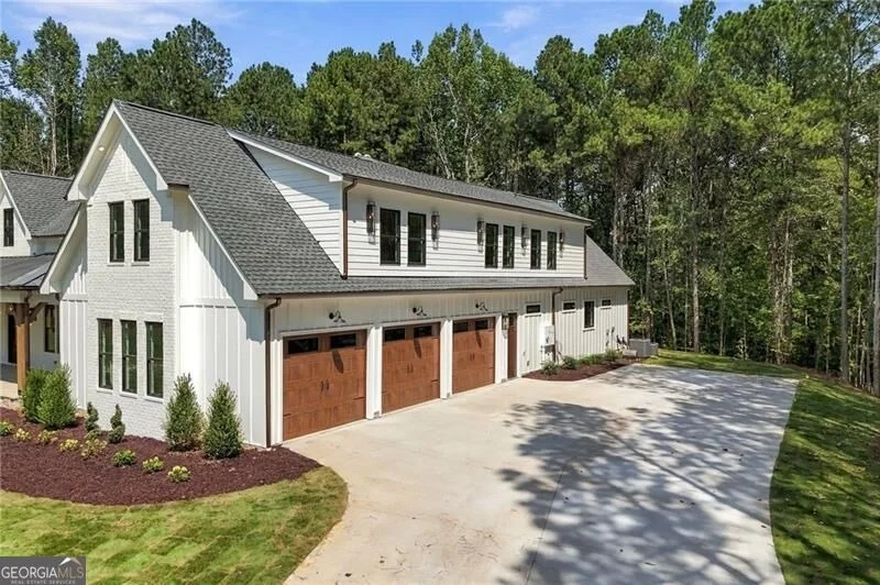 Photo of 5948 McCoy Road