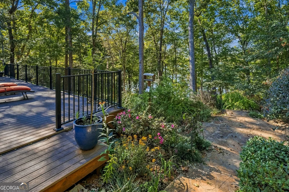 Photo of 3601 Lakeview Drive