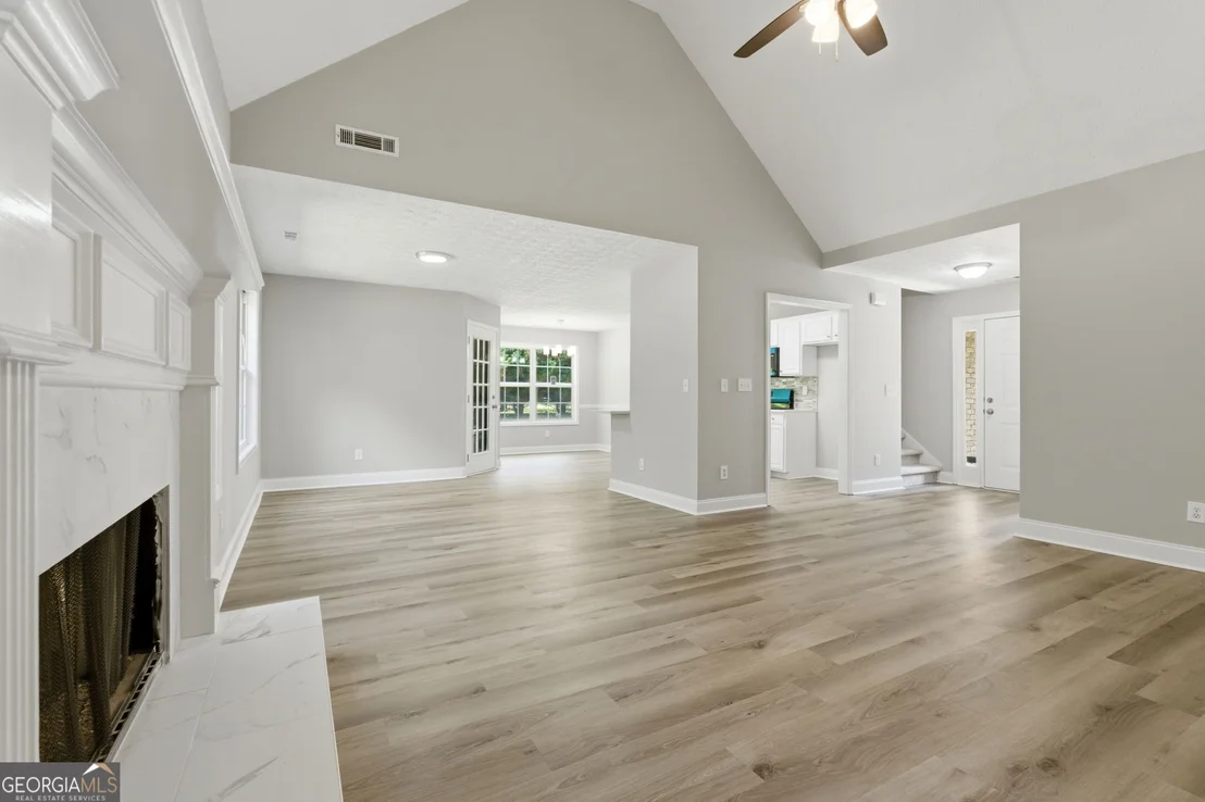 Photo of 155 Oak Hill Circle
