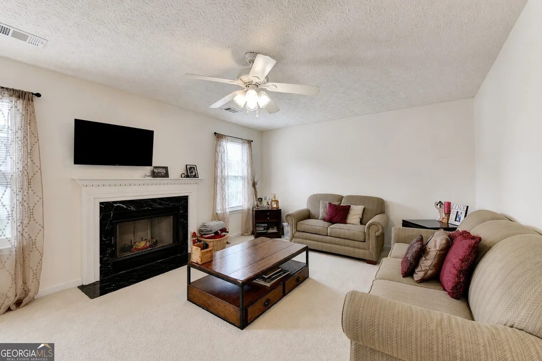 Photo of 3012 River Garden Road