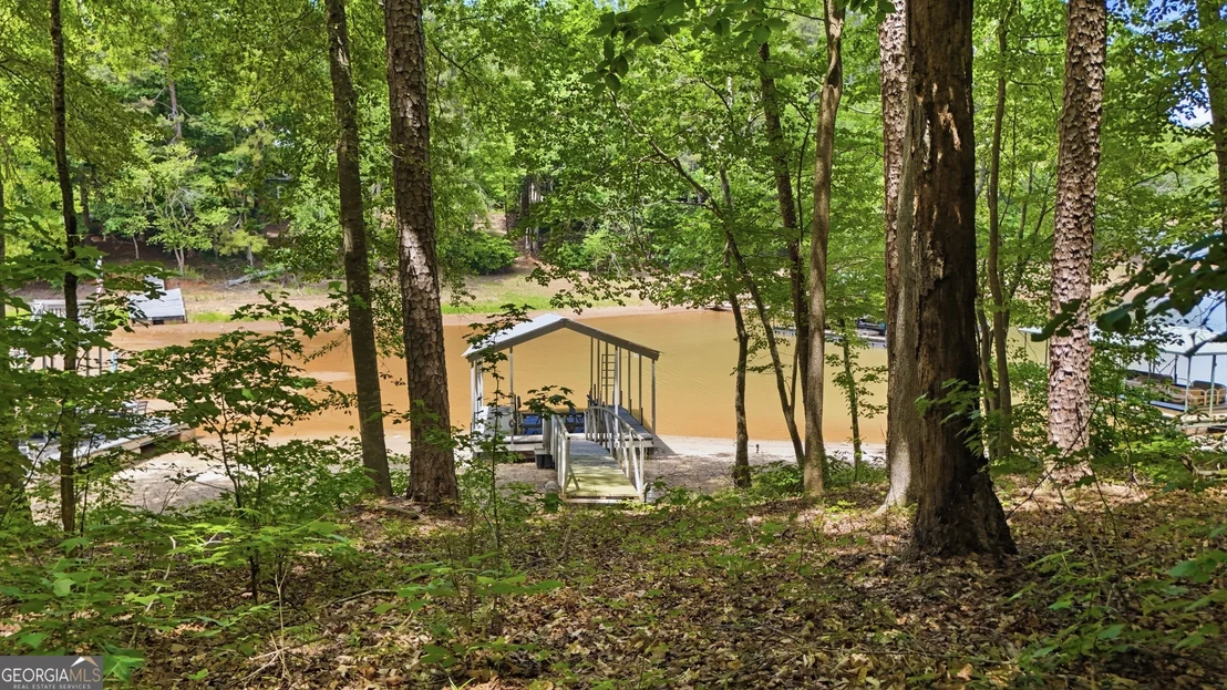 Photo of 237 Waters Edge Court