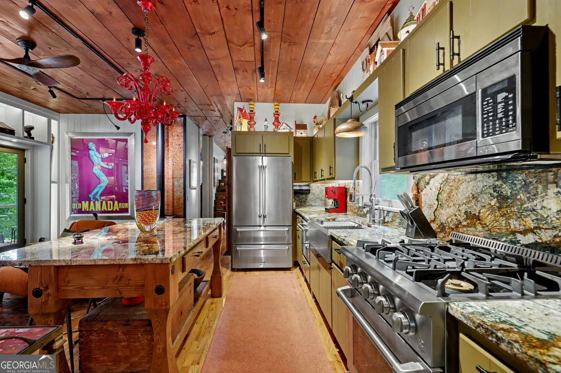 Photo of 464 Myrtle Lane