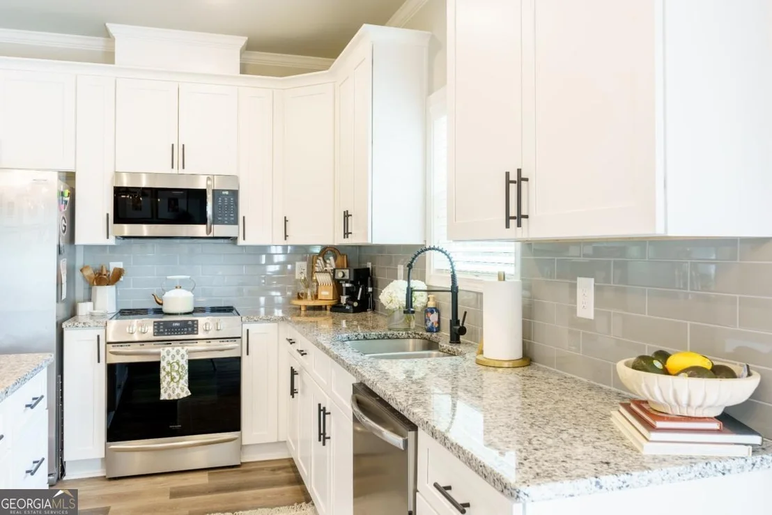 Photo of 398 Sunset Drive