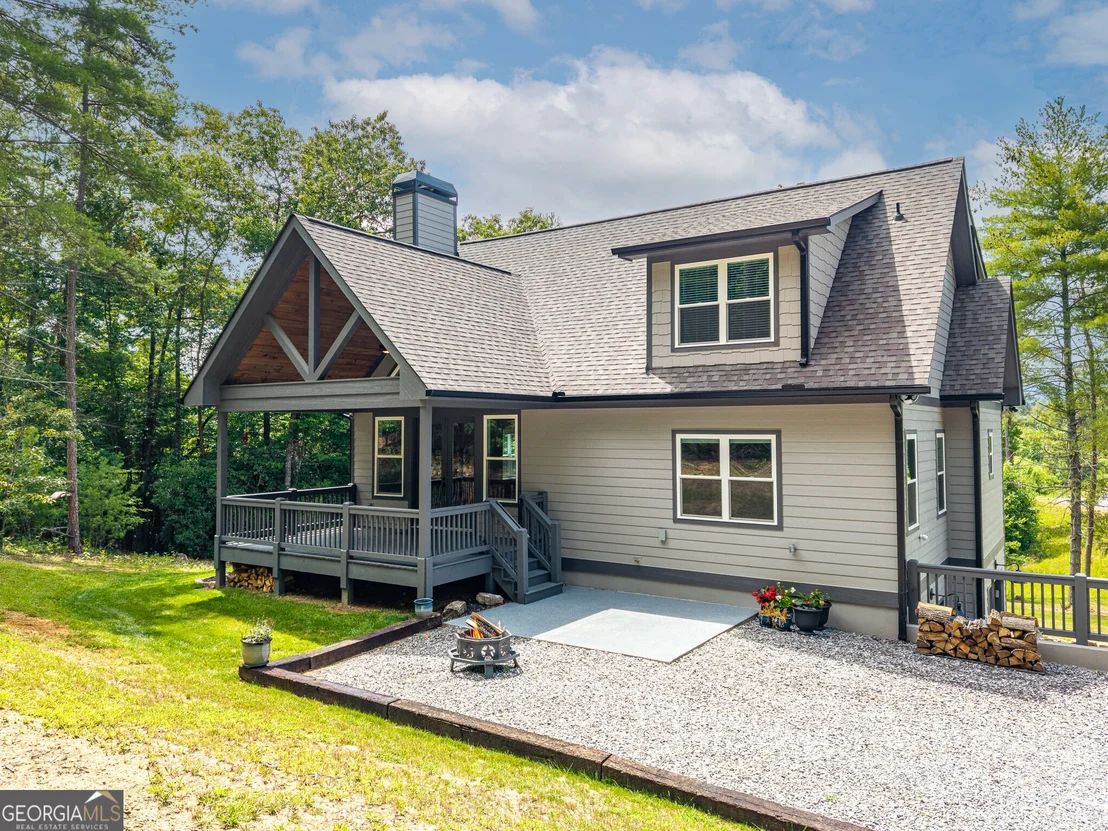 Photo of 396 Greenfield Road