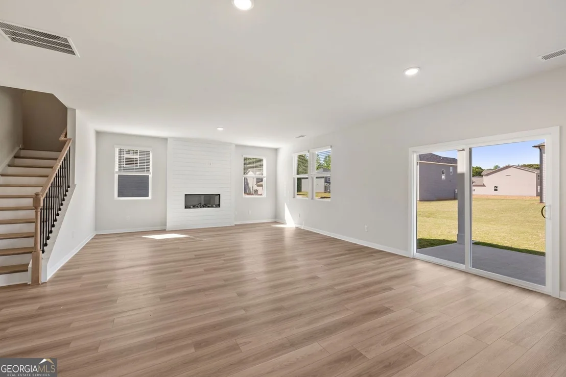 Photo of Unit LOT194 at 572 ARBORSTON Way