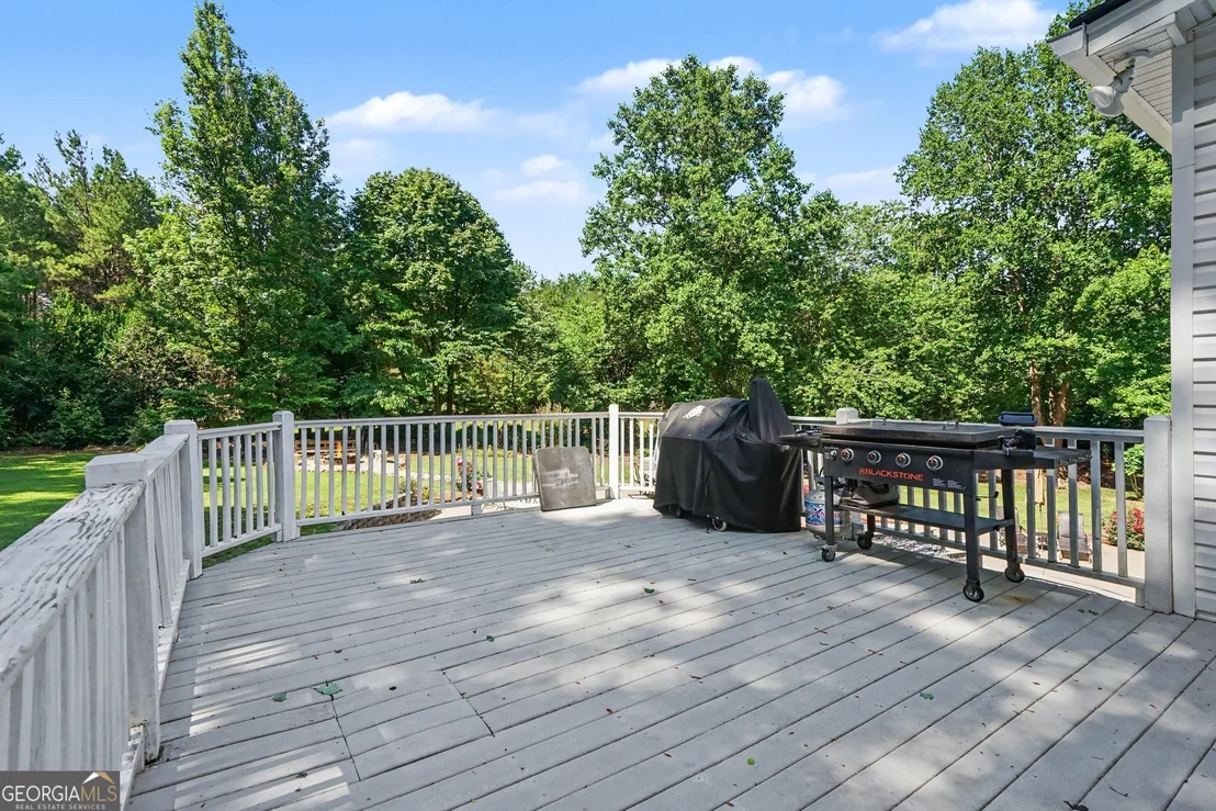 Photo of 385 Primrose Lane