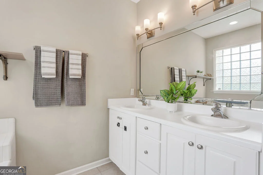 Photo of 210 Brown Thrush Road