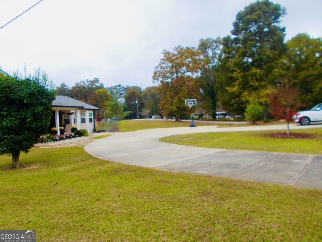 Photo of 195 North Drive