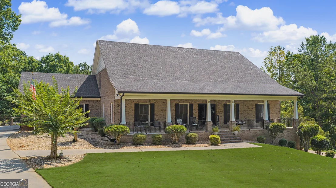 Photo of 300 Brook Road