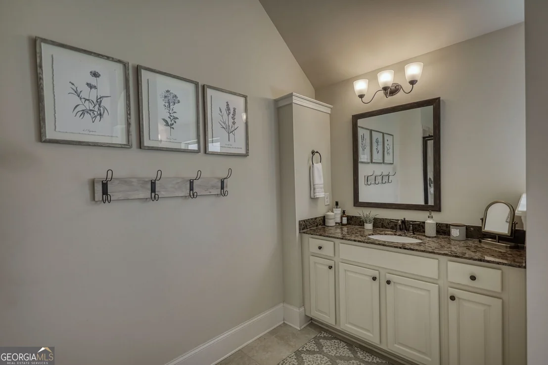Photo of 3323 Shoals Ridge Drive