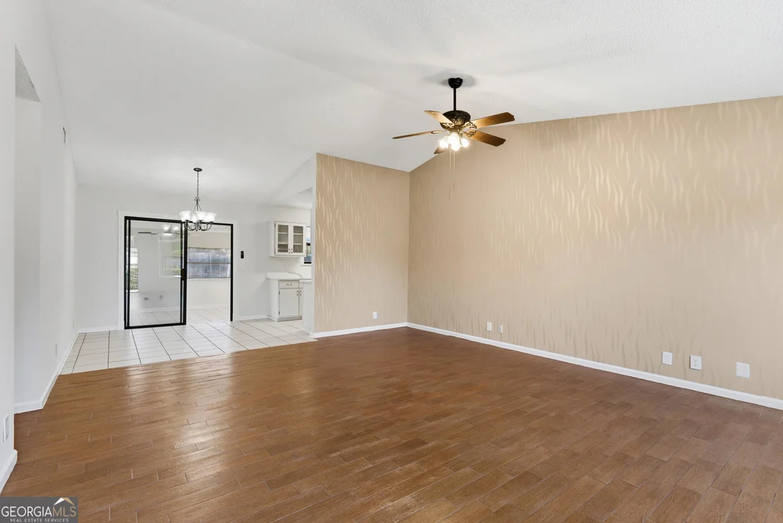 Photo of 404 Westgate Circle