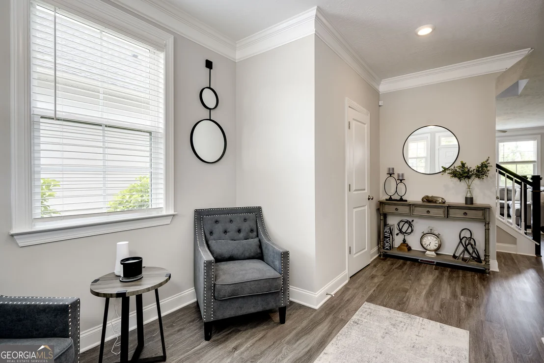Photo of 401 Longmeadow Drive