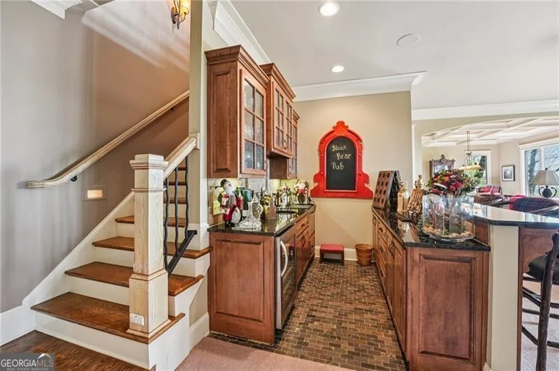 Photo of 1041 Cox Mountain Drive