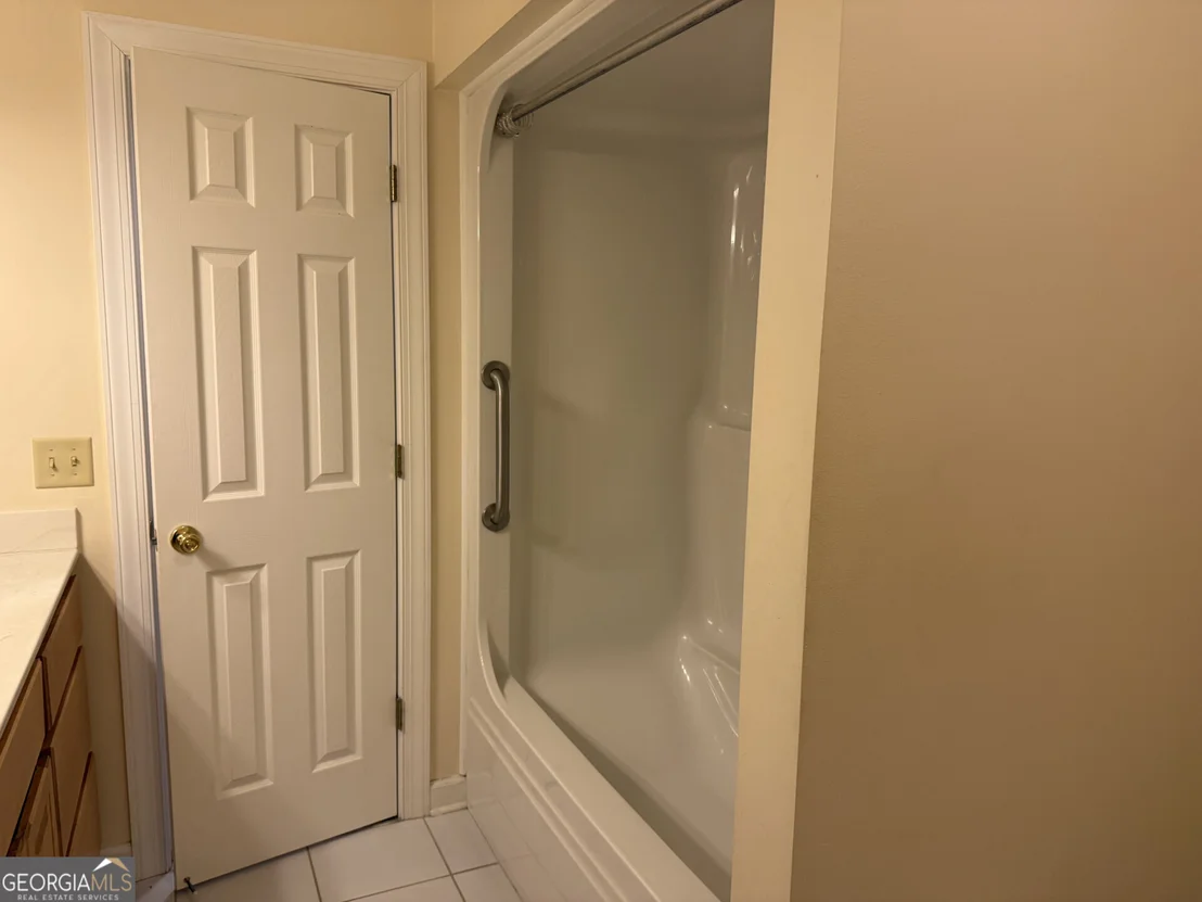 Photo of 102 Oak Circle