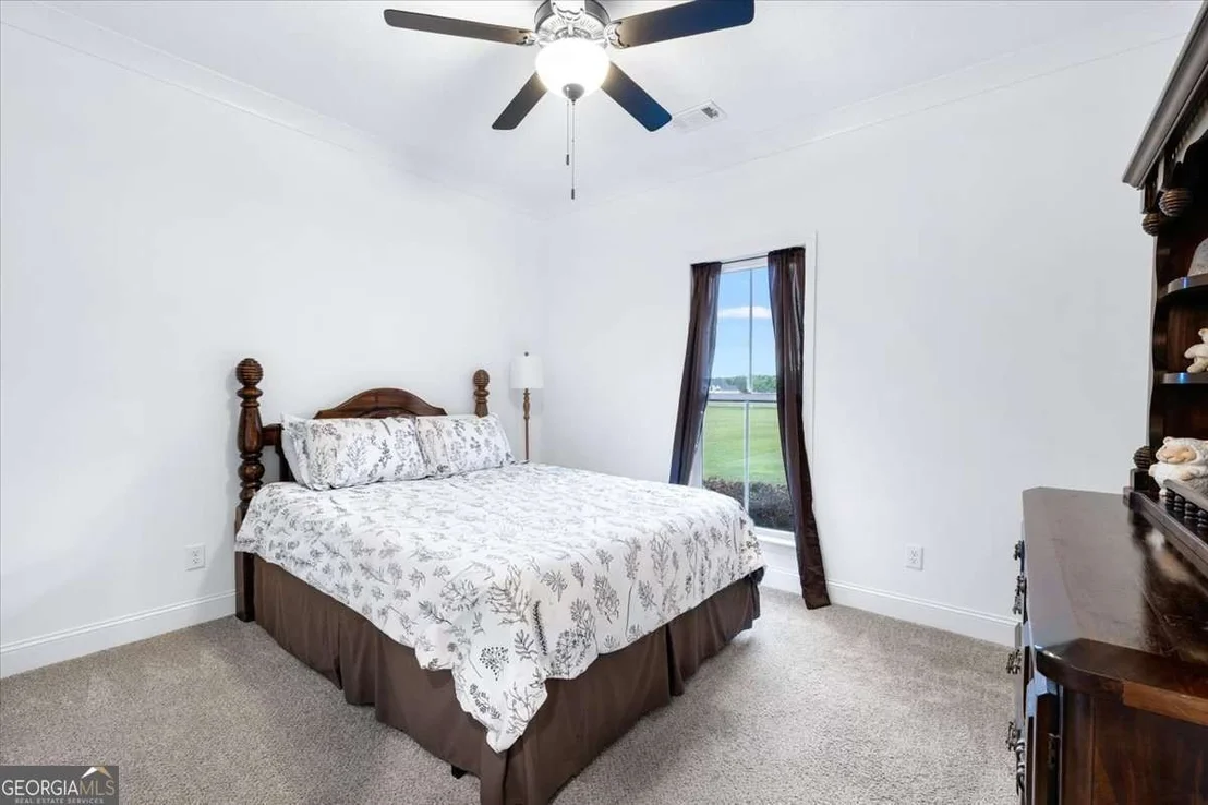 Photo of 6984 Old River Road S