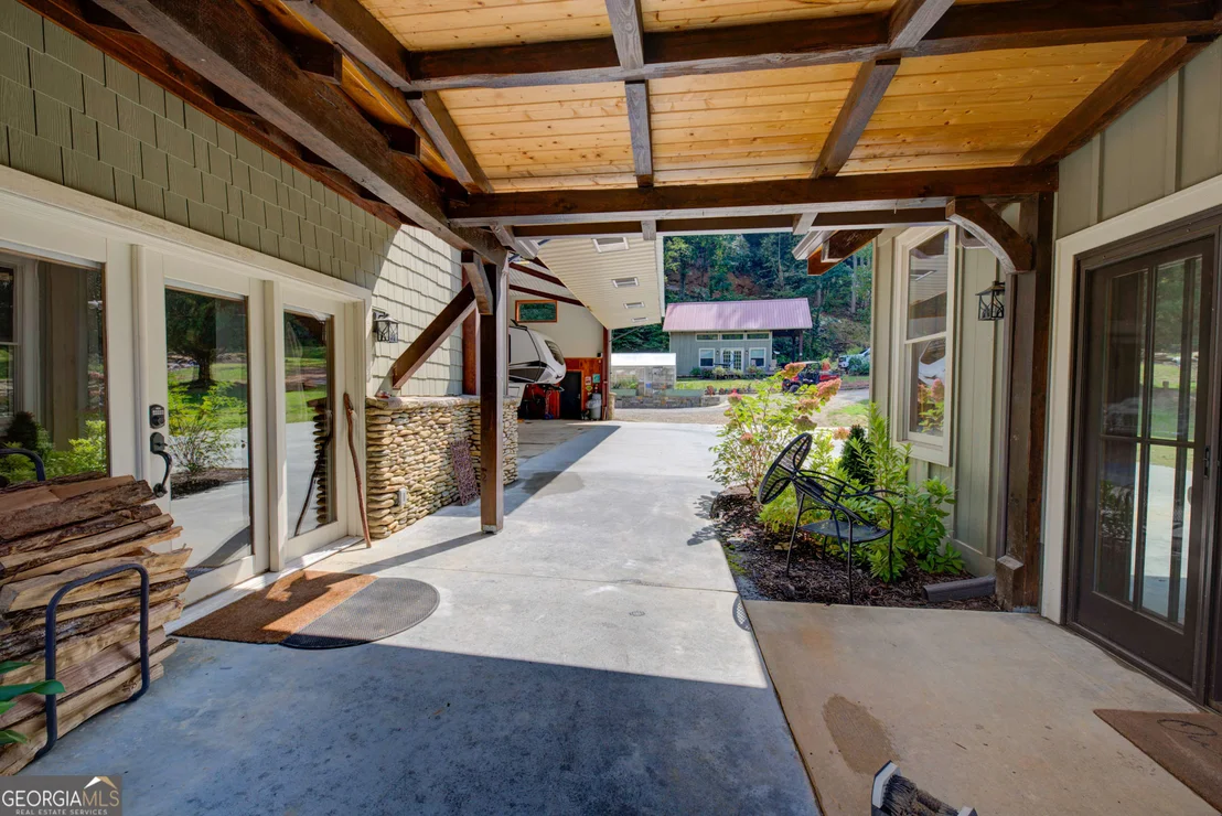 Photo of 141 Flying Ranch Drive