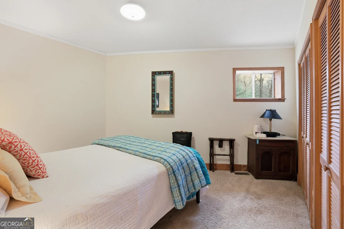 Photo of 578 Saddleback Circle