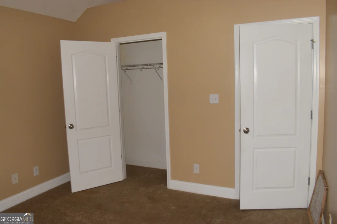Photo of 111 Raymond Circle