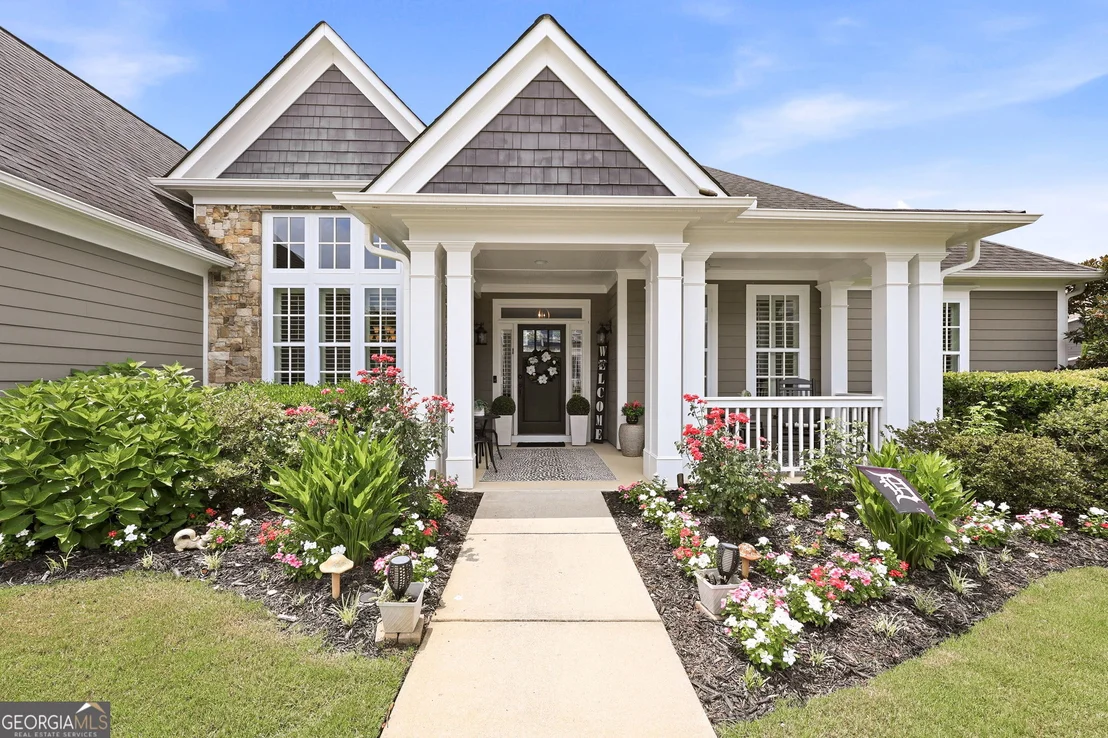 Photo of 6325 Cedar Springs Lane