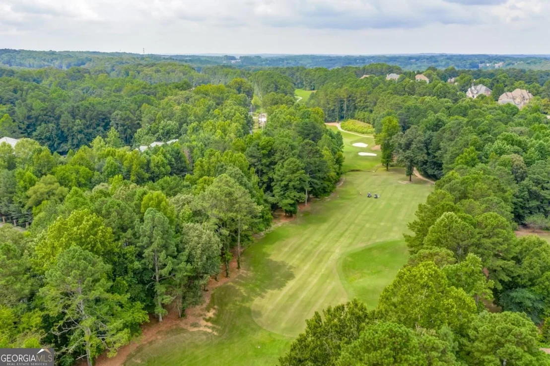 Photo of 407 Redwood Trail