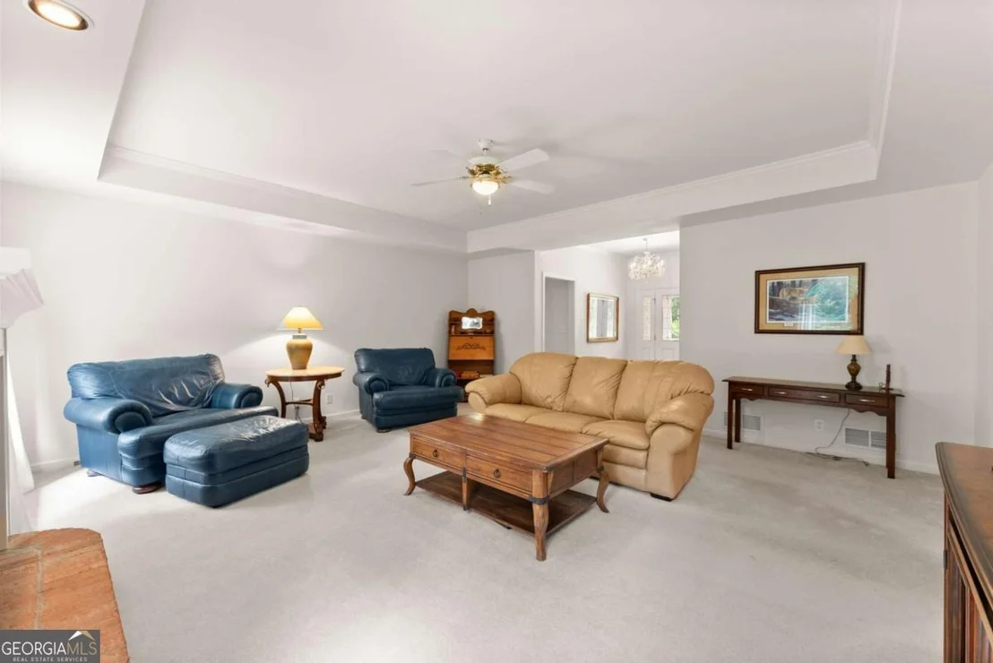 Photo of 2405 Brooks Road