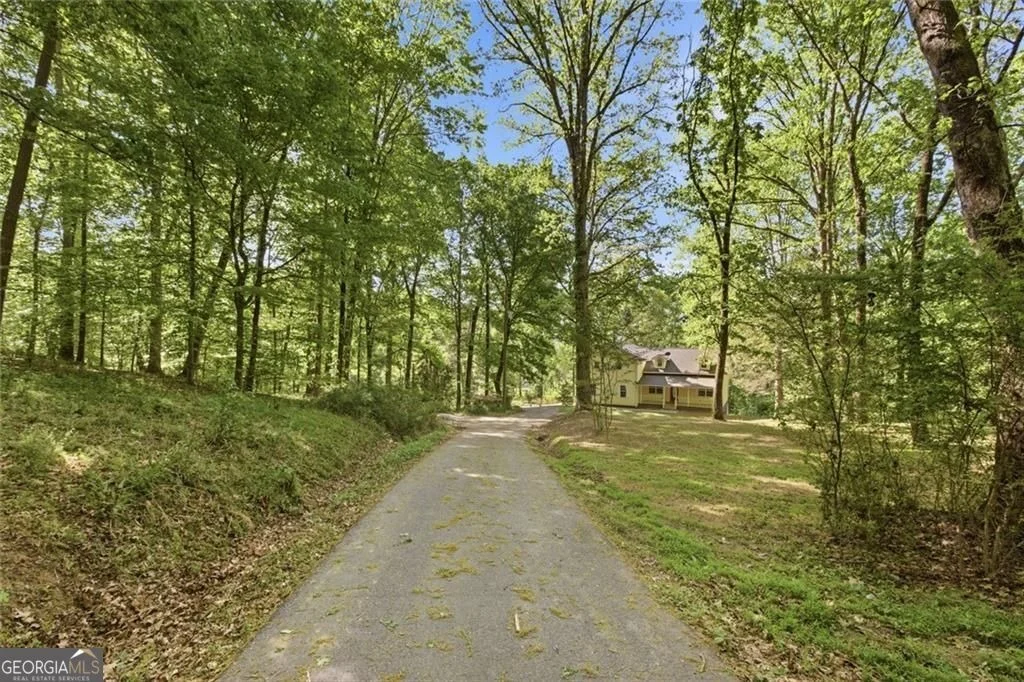 Photo of 3695 Ledan Road