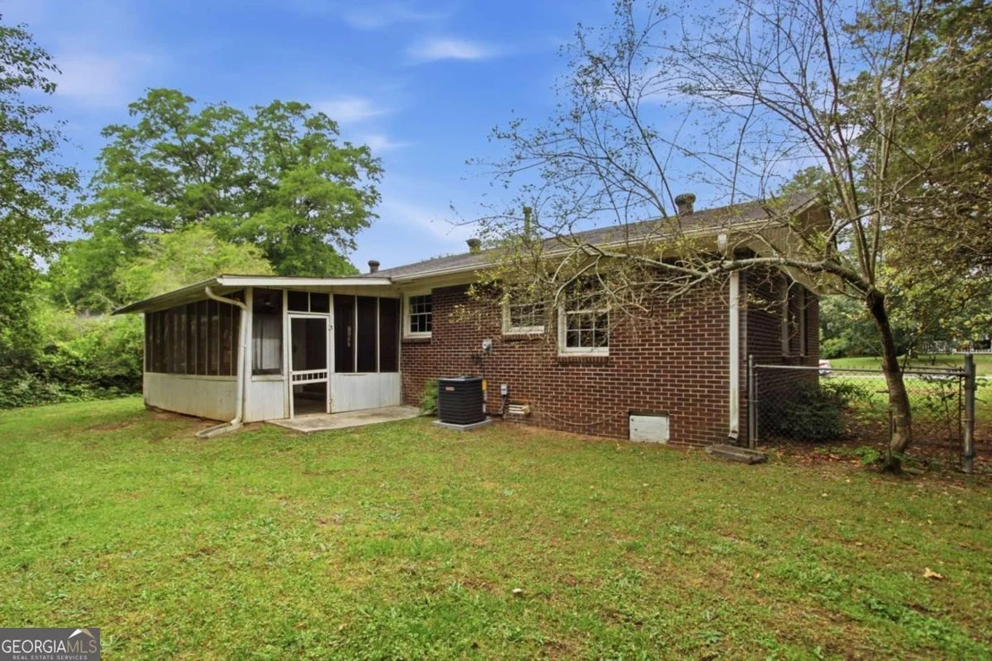 Photo of 207 Oldenburg Drive