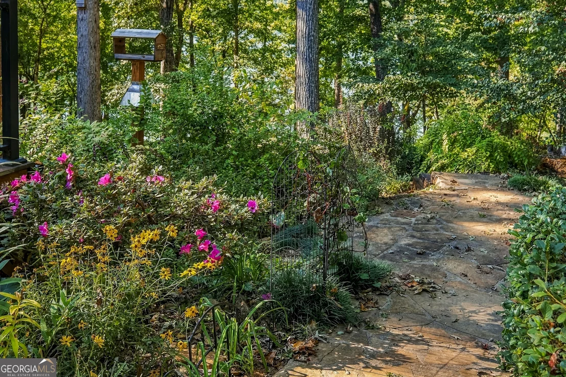Photo of 3601 Lakeview Drive