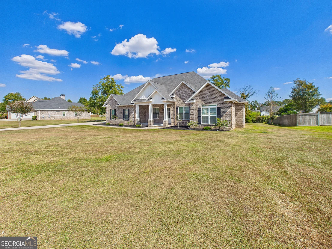 Photo of 207 Yale Circle