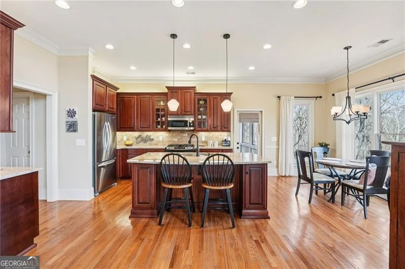 Photo of 29 Red Trillium Ridge
