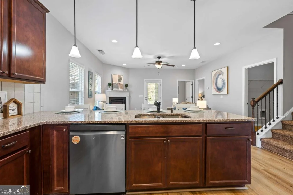 Photo of 604 Garden Grace