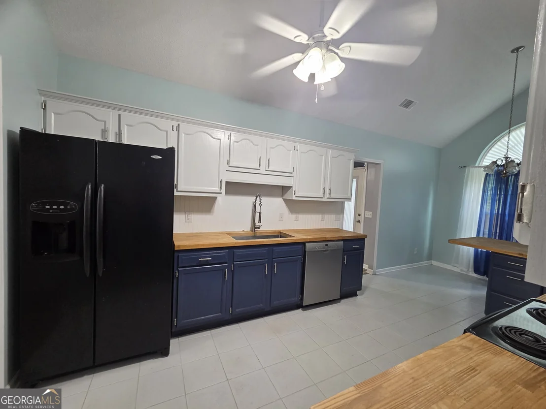 Photo of 2337 Noel C Conaway Road