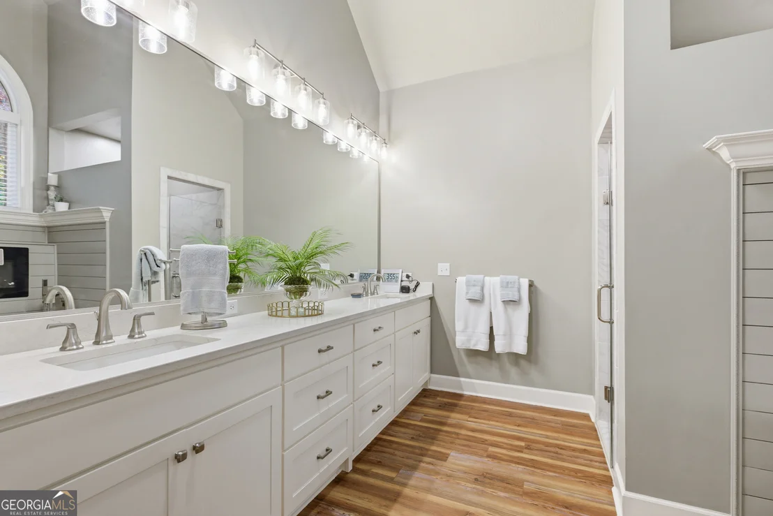 Photo of 2116 Orchard Drive