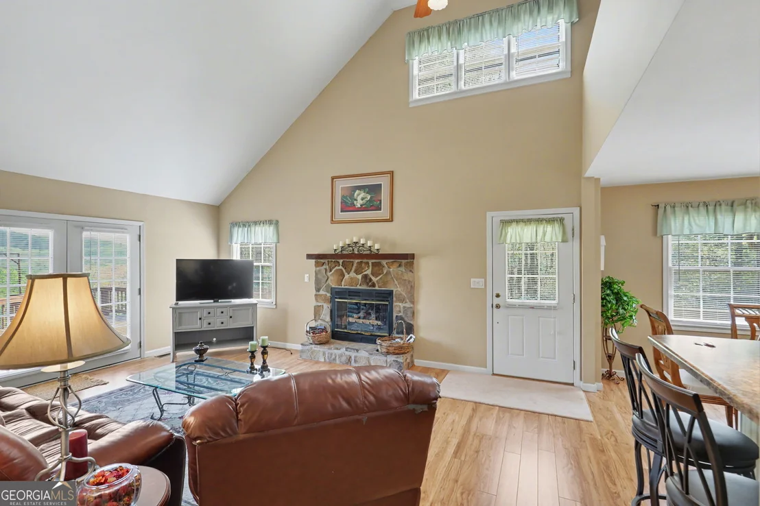 Photo of 542 Eastern Cross Lane